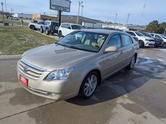 used 2006 Toyota Avalon car, priced at $10,825