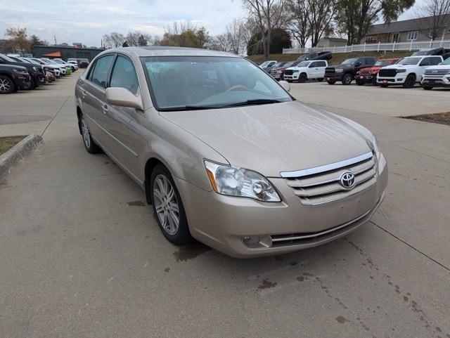 used 2006 Toyota Avalon car, priced at $12,995