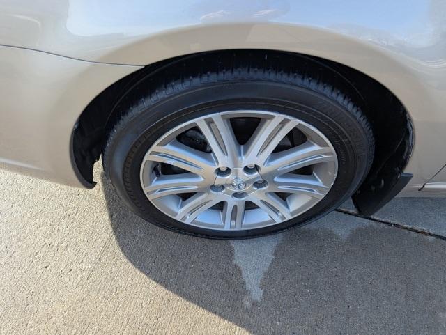 used 2006 Toyota Avalon car, priced at $10,825