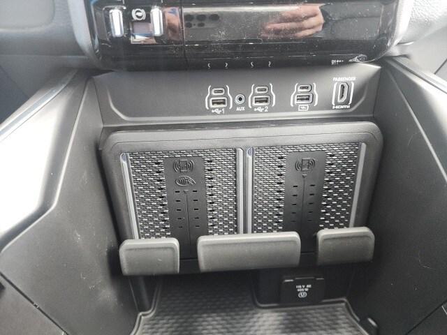 new 2025 Ram 1500 car, priced at $59,136