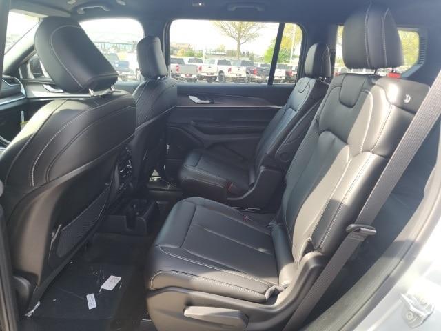 new 2025 Jeep Grand Cherokee L car, priced at $44,536