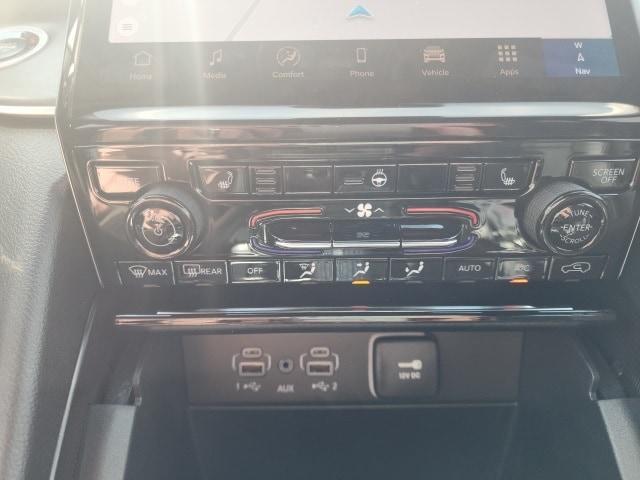 new 2025 Jeep Grand Cherokee L car, priced at $44,536
