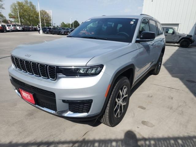 new 2025 Jeep Grand Cherokee L car, priced at $44,536