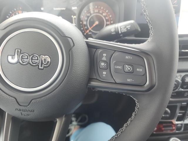 new 2025 Jeep Gladiator car, priced at $47,905