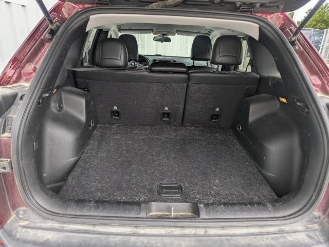 used 2019 Jeep Cherokee car, priced at $16,875