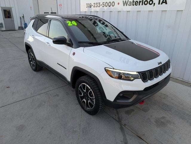 used 2024 Jeep Compass car, priced at $25,640