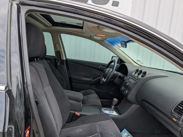 used 2008 Nissan Altima car, priced at $3,125