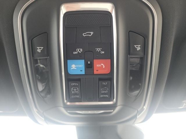 new 2025 Jeep Grand Cherokee L car, priced at $44,952