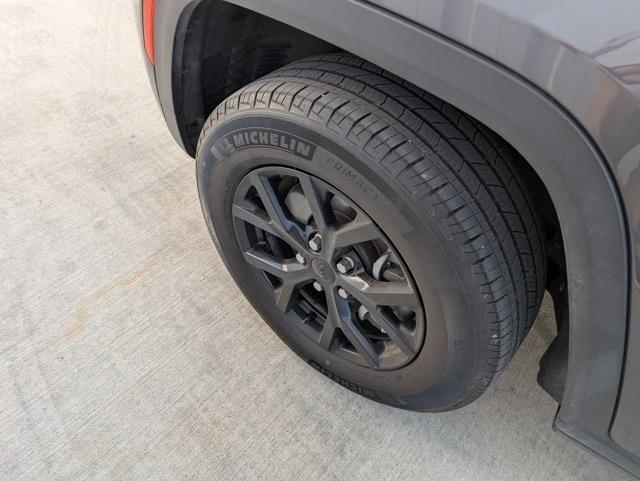 used 2024 Jeep Grand Cherokee L car, priced at $32,090