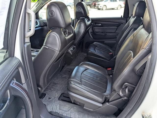 used 2015 Chevrolet Traverse car, priced at $7,995