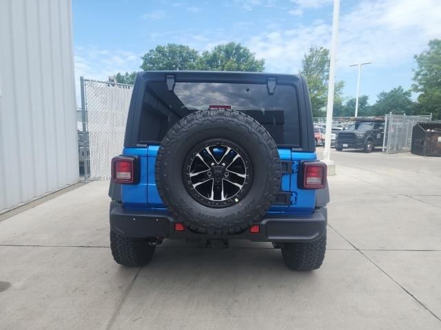 new 2025 Jeep Wrangler car, priced at $46,032