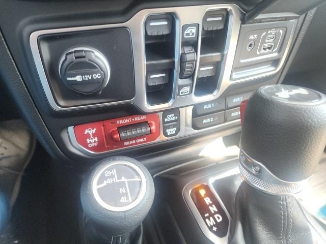 new 2025 Jeep Wrangler car, priced at $57,089