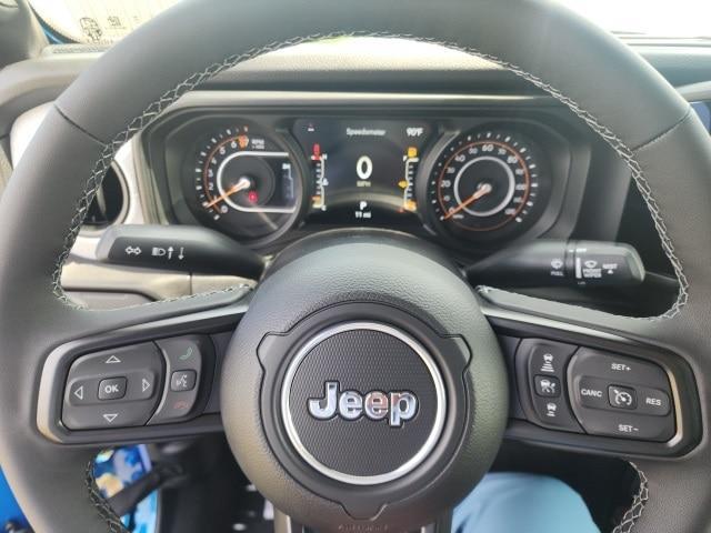 new 2025 Jeep Gladiator car, priced at $46,183