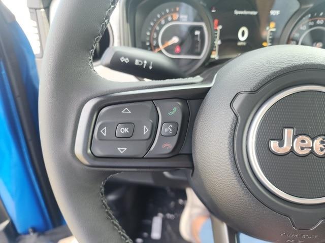 new 2025 Jeep Gladiator car, priced at $46,183