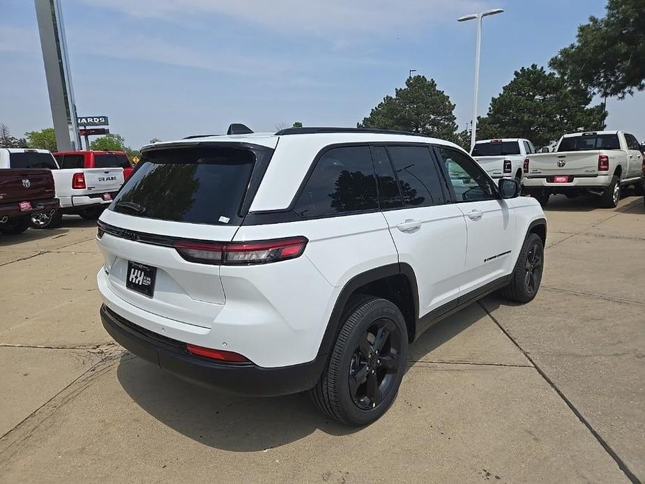 new 2024 Jeep Grand Cherokee car, priced at $42,033