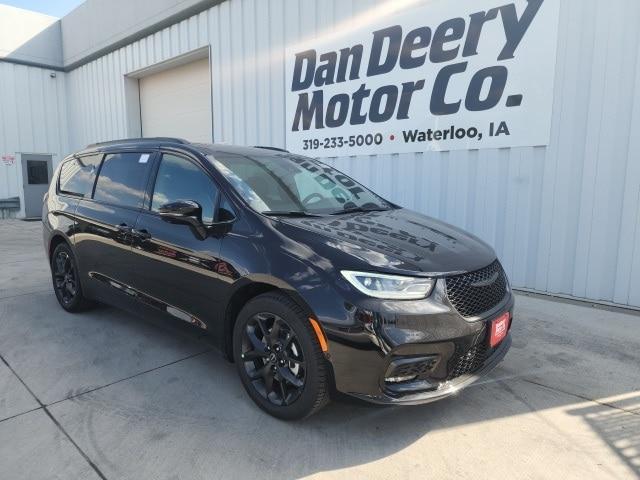 new 2026 Chrysler Pacifica car, priced at $51,000