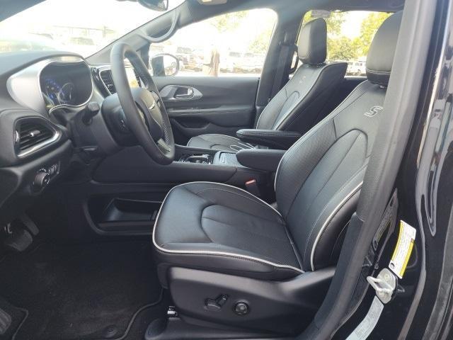 new 2026 Chrysler Pacifica car, priced at $50,723