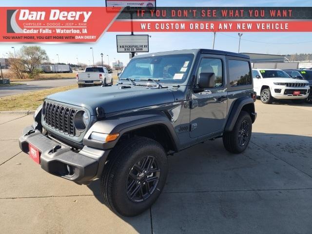 new 2025 Jeep Wrangler car, priced at $34,212