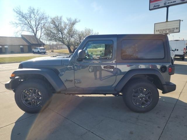 new 2025 Jeep Wrangler car, priced at $34,212