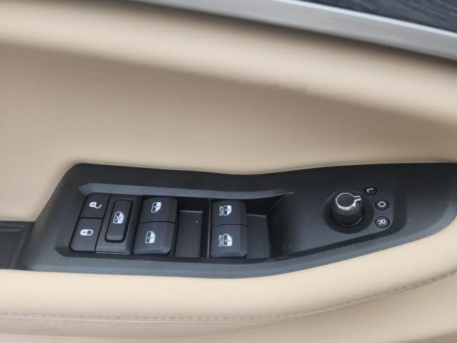 new 2025 Jeep Grand Cherokee L car, priced at $51,982