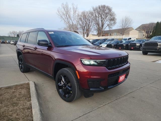 new 2025 Jeep Grand Cherokee L car, priced at $43,200