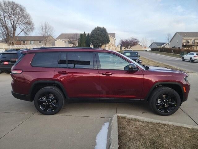 new 2025 Jeep Grand Cherokee L car, priced at $42,503