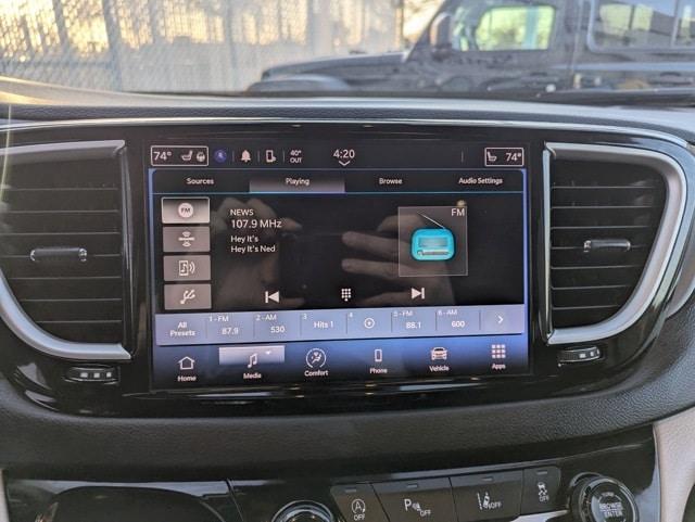 used 2022 Chrysler Pacifica car, priced at $20,912