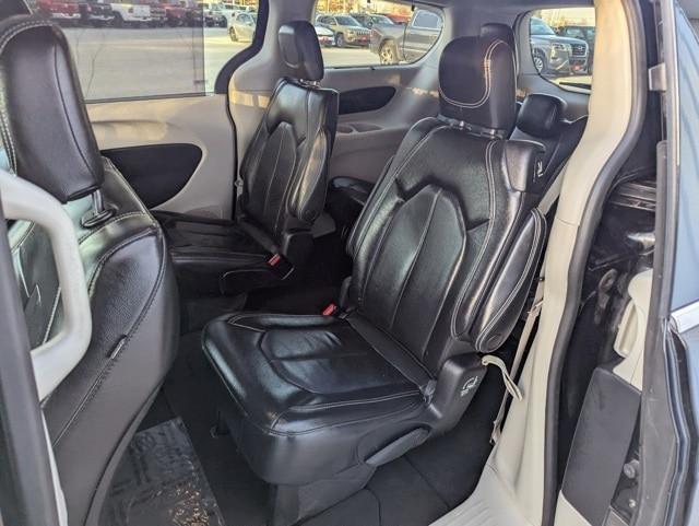 used 2022 Chrysler Pacifica car, priced at $20,912