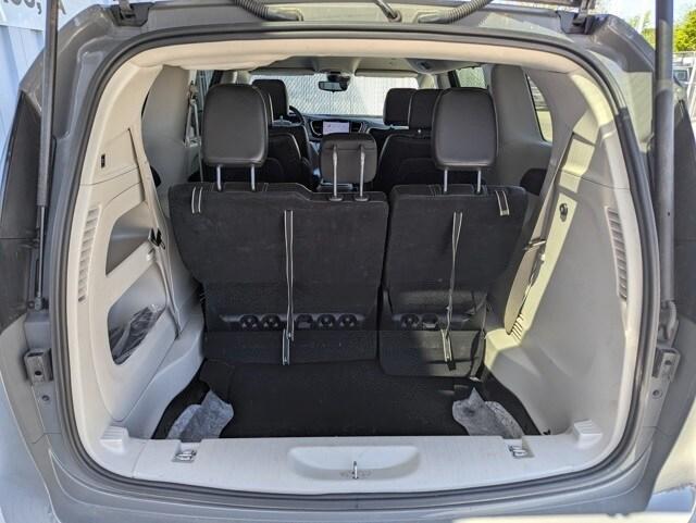 used 2023 Chrysler Pacifica car, priced at $23,250