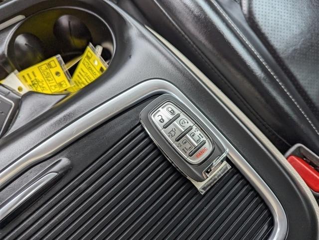 used 2023 Chrysler Pacifica car, priced at $21,858