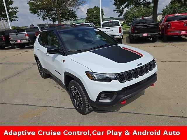 new 2025 Jeep Compass car, priced at $28,537