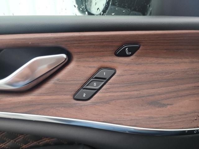 new 2025 Jeep Grand Cherokee car, priced at $56,672