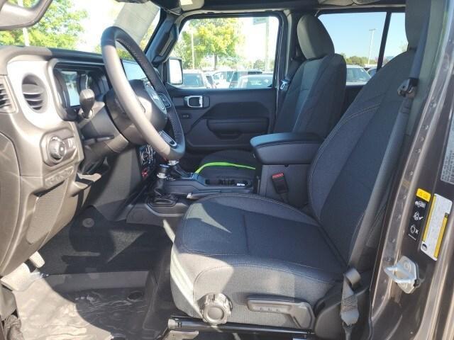 new 2025 Jeep Wrangler car, priced at $55,221