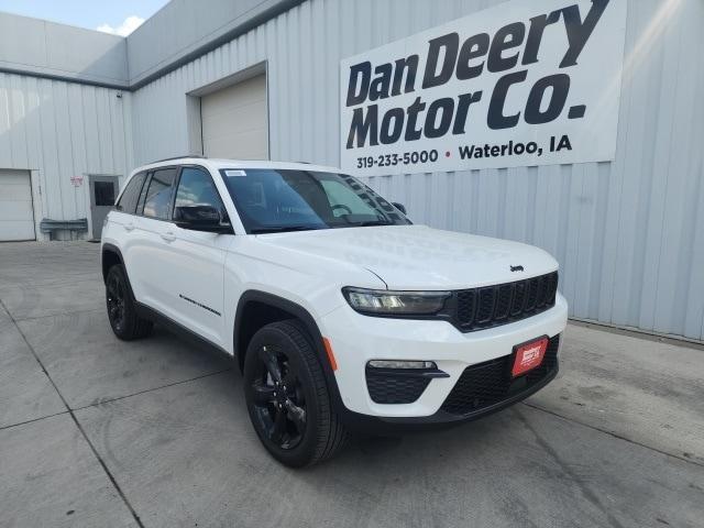 new 2025 Jeep Grand Cherokee car, priced at $50,068