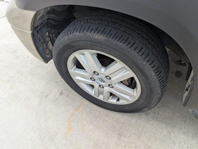 used 2007 Toyota Tundra car, priced at $9,500
