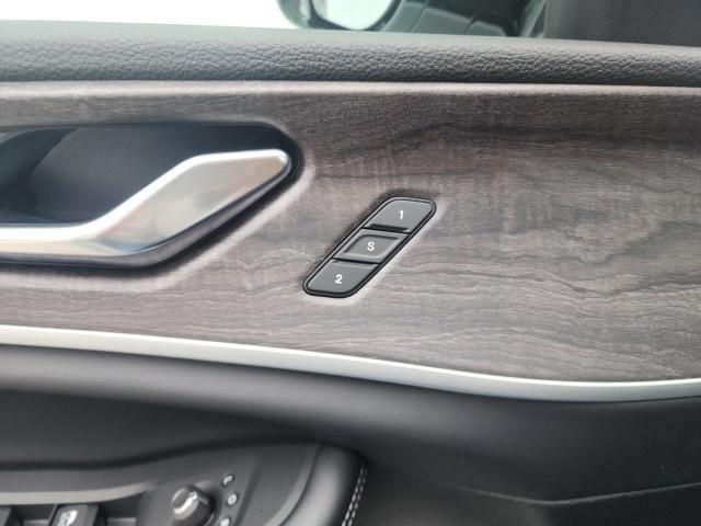 new 2025 Jeep Grand Cherokee L car, priced at $45,766