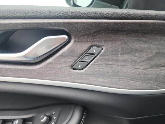 new 2025 Jeep Grand Cherokee L car, priced at $45,795