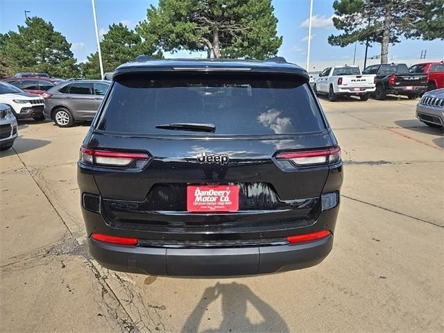 new 2024 Jeep Grand Cherokee L car, priced at $40,163