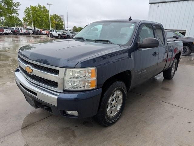 used 2011 Chevrolet Silverado 1500 car, priced at $8,888