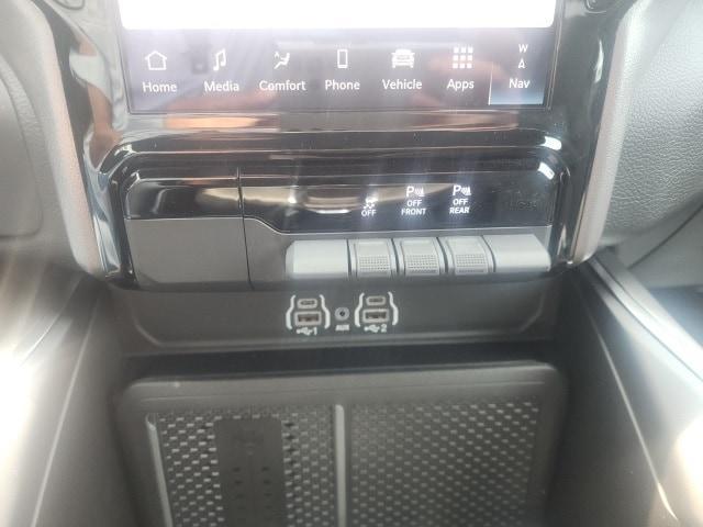 new 2025 Ram 1500 car, priced at $47,427