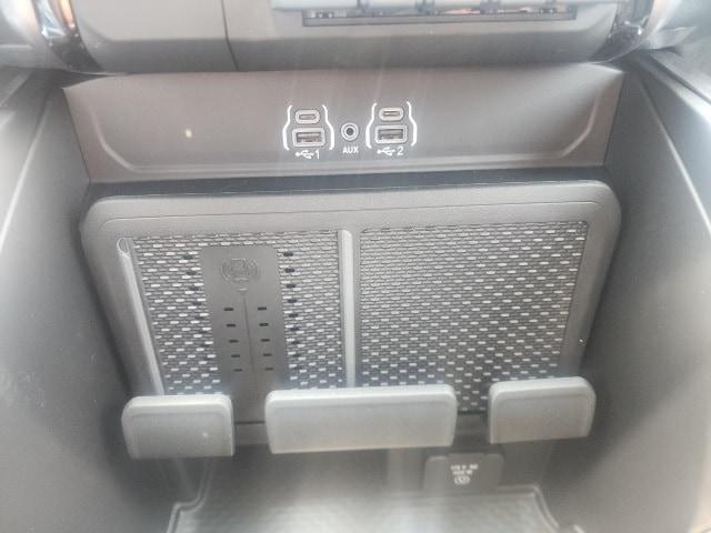 new 2025 Ram 1500 car, priced at $47,427