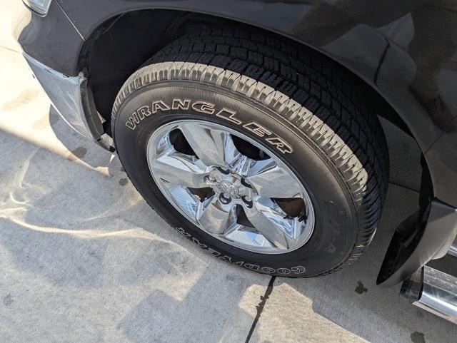 used 2019 Ram 1500 Classic car, priced at $23,782