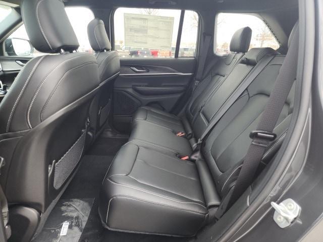 new 2025 Jeep Grand Cherokee car, priced at $46,848