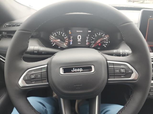 new 2025 Jeep Compass car, priced at $28,706