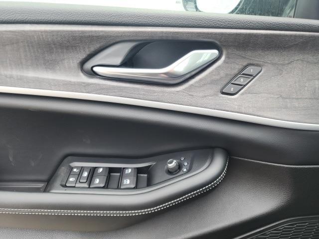 new 2025 Jeep Grand Cherokee car, priced at $46,941