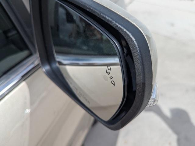 used 2018 Ford Edge car, priced at $13,734