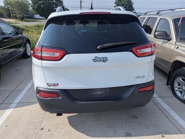 used 2014 Jeep Cherokee car, priced at $7,449