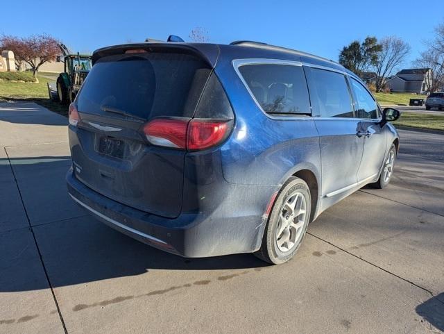 used 2017 Chrysler Pacifica car, priced at $15,950