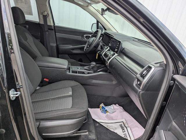used 2022 Kia Sorento car, priced at $22,050