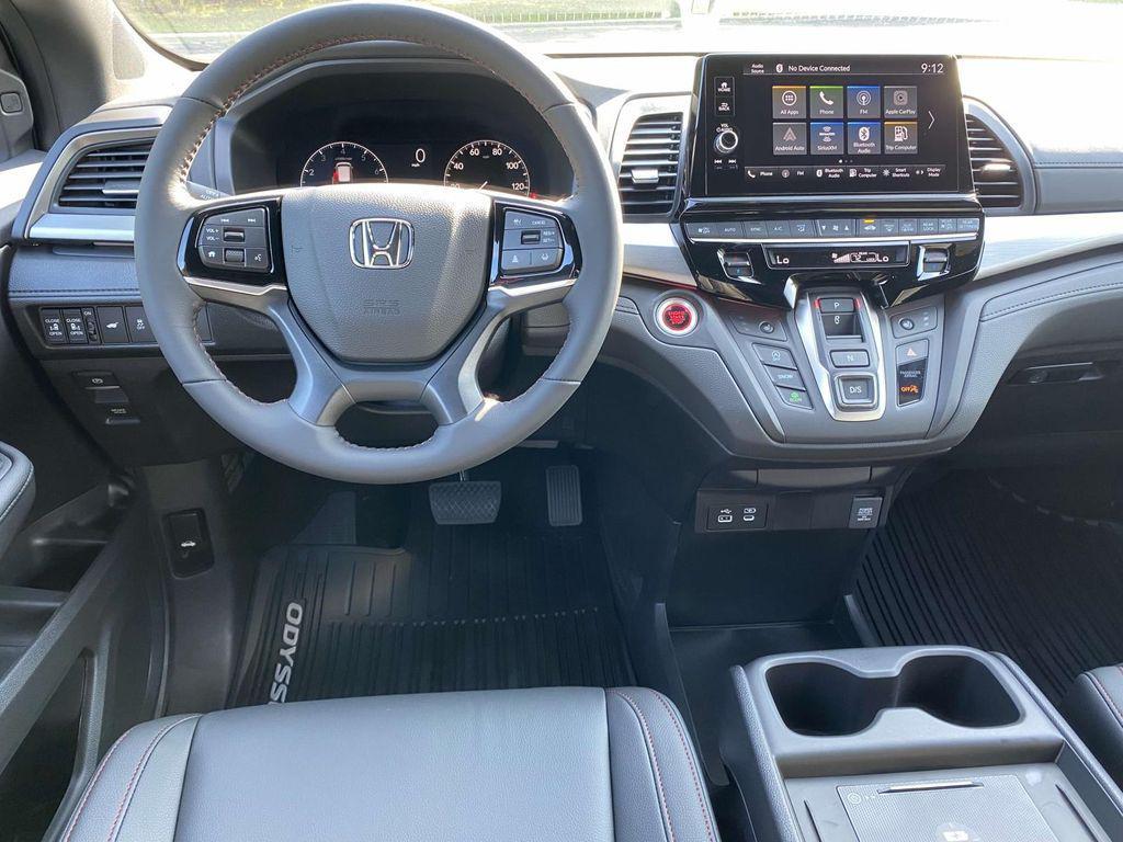 new 2025 Honda Odyssey car, priced at $43,011